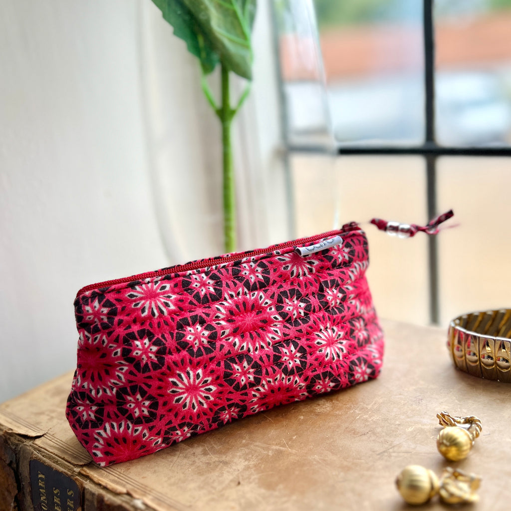 Small make up bag in red tile print