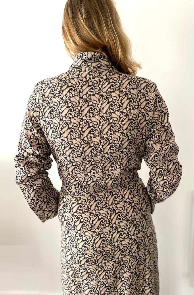 dressing gown in lightweight brushed cotton  black and cream paisley print by caro london
